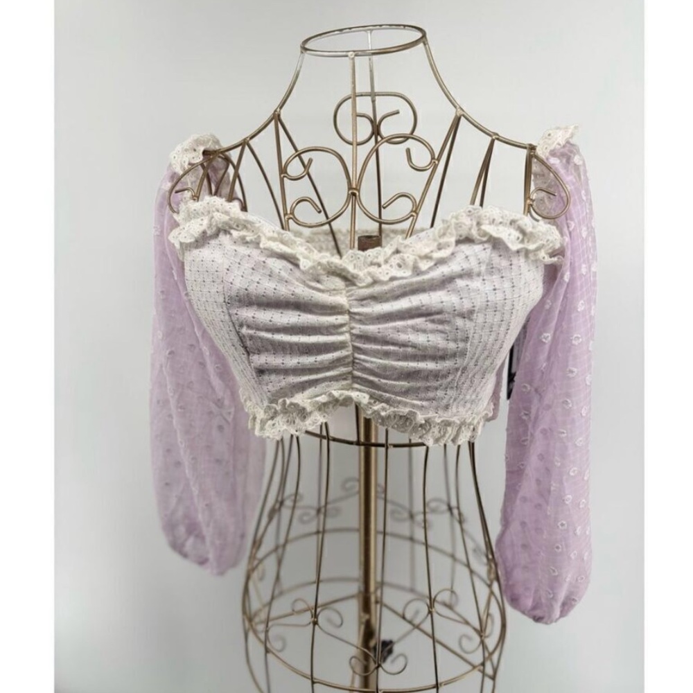 Nasty Gal Edge Your Bets Off Shoulder Broderie Crop Top Lilac Size 4 NWT